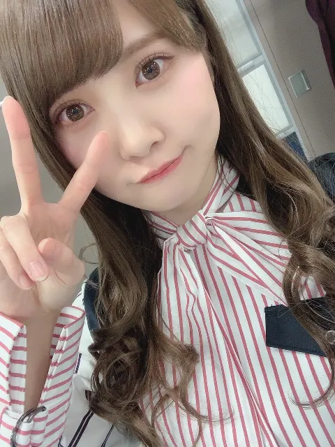 加藤 史帆｜ブルー大好き加藤史帆です(・ω・)💙（2020-04-02）｜5枚目
