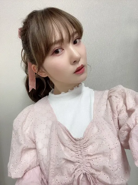 加藤 史帆｜ピンク可愛い(・ω・)🌸（2022-03-23）｜5枚目