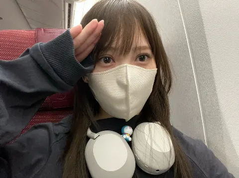 加藤 史帆｜1st写真集発売が決定しました🌞💙（2023-04-26）｜4枚目