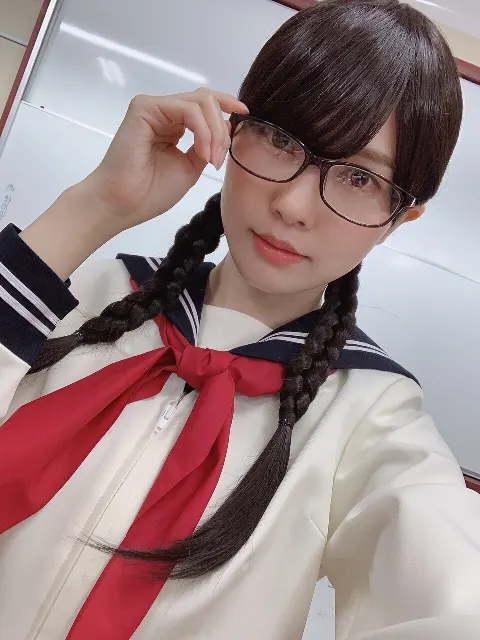 加藤 史帆｜高頭さん(・ω・)