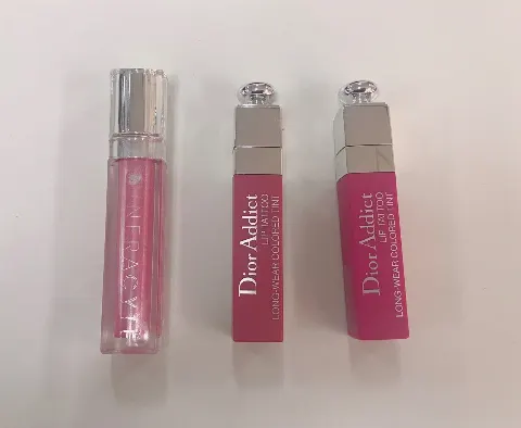 加藤 史帆｜私の最近のお気に入りリップ(・ω・)💄（2018-07-30）｜3枚目