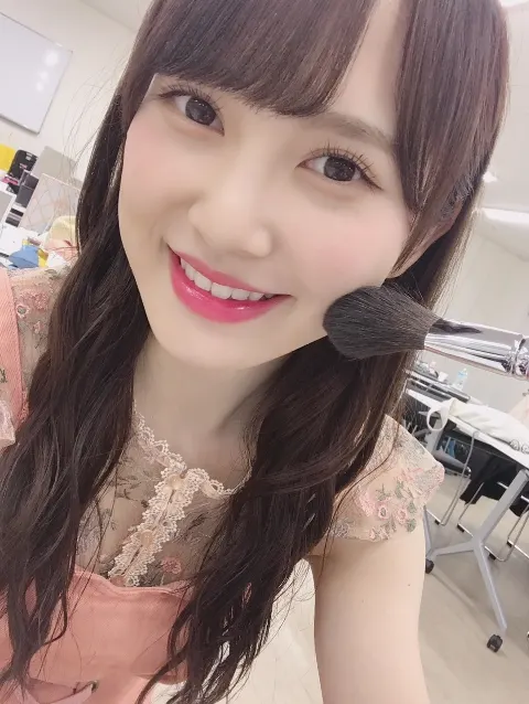加藤 史帆｜私の最近のお気に入りリップ(・ω・)💄（2018-07-30）｜4枚目