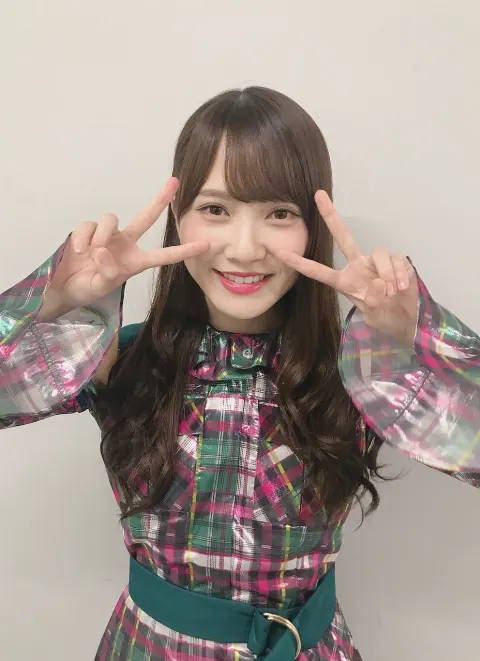加藤 史帆｜私の最近のお気に入りリップ(・ω・)💄（2018-07-30）