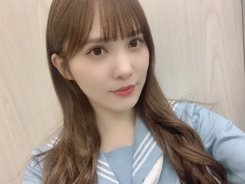 加藤 史帆｜セーラー服(・ω・)（2020-11-26）｜2枚目