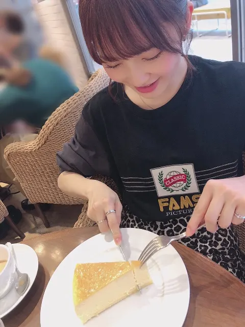 加藤 史帆｜どきゅんっ(・ω・)（2018-10-15）｜2枚目