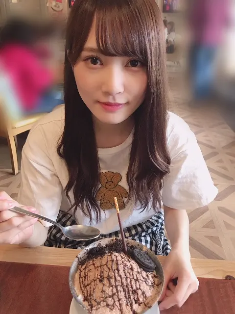 加藤 史帆｜是非としちゃんのファイルをゲットして欲しいって思ってます全力で(・ω・)！！（2018-07-27）｜4枚目