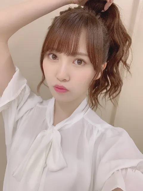 加藤 史帆｜おでこ(・ω・)（2019-04-08）｜2枚目