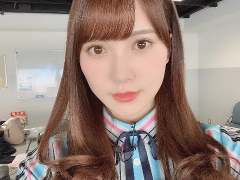 加藤 史帆｜皆さん起きててね(・ω・)（2019-04-02）｜2枚目