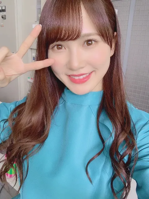 加藤 史帆｜皆さん起きててね(・ω・)（2019-04-02）