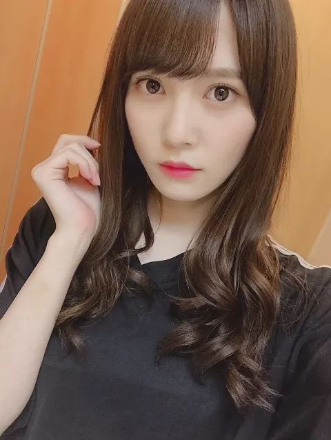 加藤 史帆｜頑張るぞー(・ω・)！（2018-05-19）