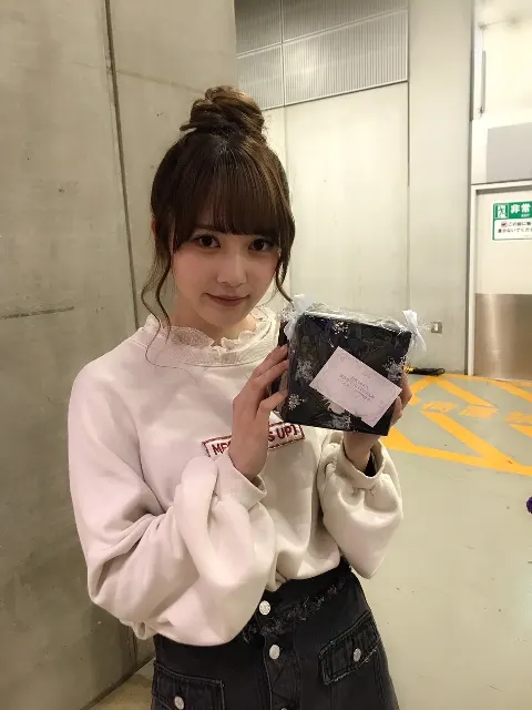 加藤 史帆｜チーズ食べた(・ω・)（2018-03-21）｜2枚目
