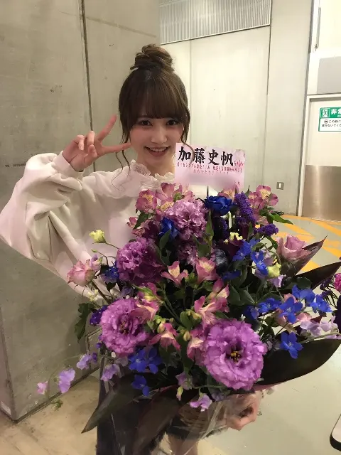 加藤 史帆｜チーズ食べた(・ω・)（2018-03-21）｜3枚目