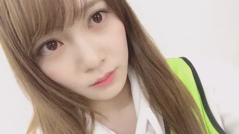 加藤 史帆｜チーズ食べた(・ω・)（2018-03-21）