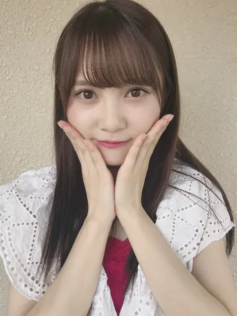 加藤 史帆｜明日が楽しみでワクワクしています！皆さんはどうですか？(・ω・)（2018-08-03）