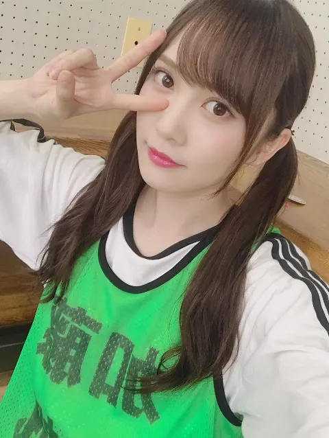 加藤 史帆｜今日は皆さんのおかげで幸せな1日になりました(・ω・)（2018-08-06）｜5枚目