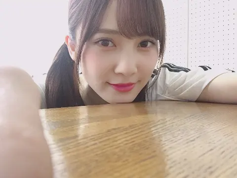 加藤 史帆｜きくとしなちょのトリオPV3人組のグラビアが本日発売です(・ω・)！！（2018-08-07）｜2枚目