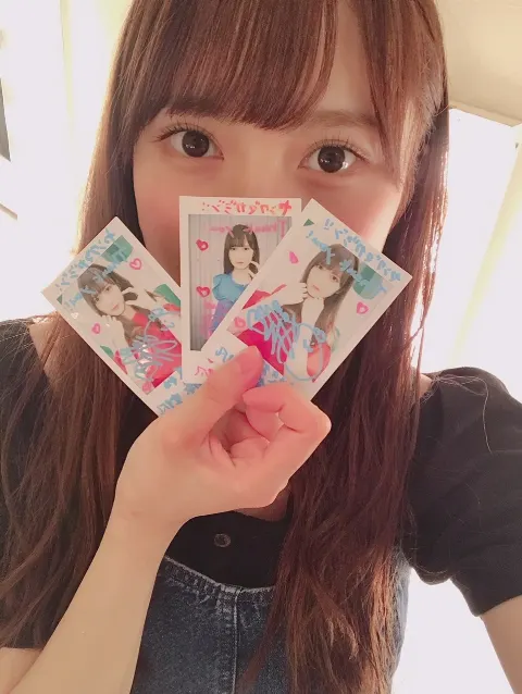 加藤 史帆｜きくとしなちょのトリオPV3人組のグラビアが本日発売です(・ω・)！！（2018-08-07）｜7枚目