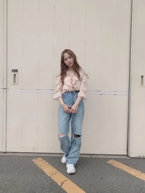 加藤 史帆｜京都のお土産はおまんじゅうを買ったよ(・ω・)（2019-06-26）｜2枚目
