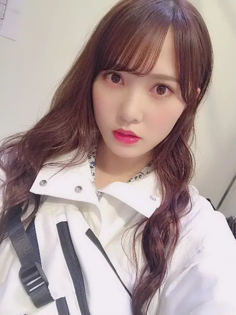 加藤 史帆｜白いお洋服を集めたくなりました(・ω・)（2019-01-14）｜4枚目