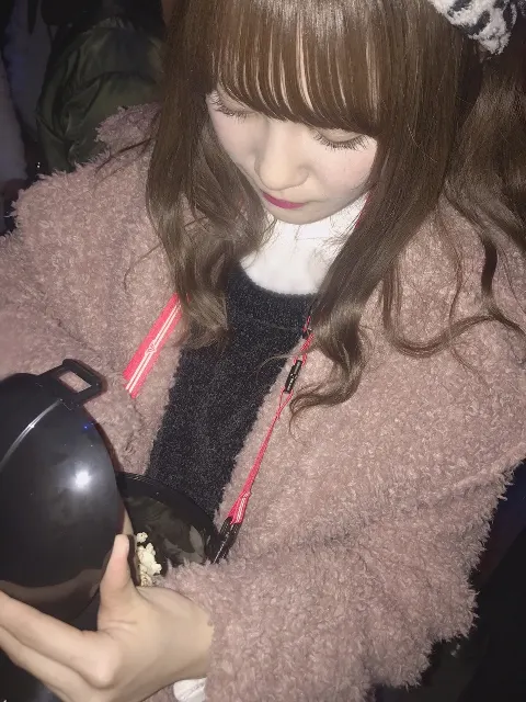 加藤 史帆｜振り返りリレー配信(・ω・)🎄（2017-12-25）｜2枚目