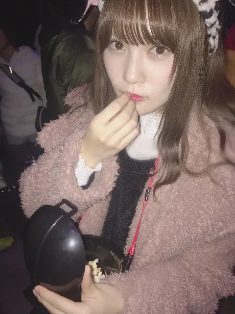 加藤 史帆｜振り返りリレー配信(・ω・)🎄（2017-12-25）｜5枚目