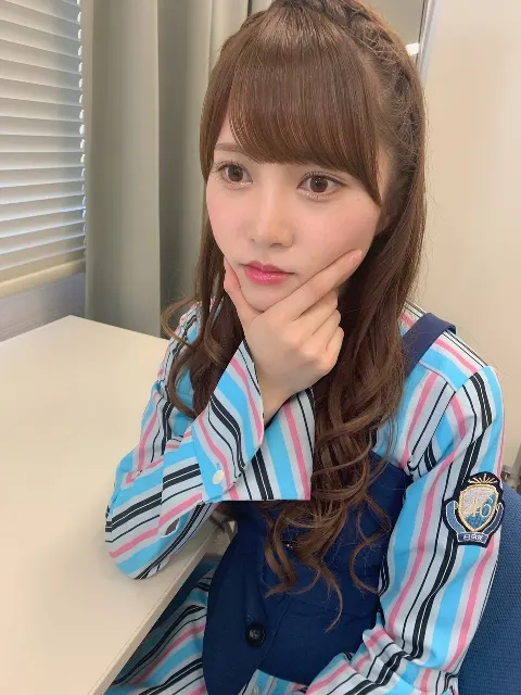 加藤 史帆｜海だー！もうすぐ夏だー！(・ω・)🏖（2019-05-26）｜3枚目