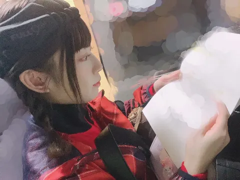 加藤 史帆｜逃走してきました！(・ω・)（2021-01-02）｜2枚目