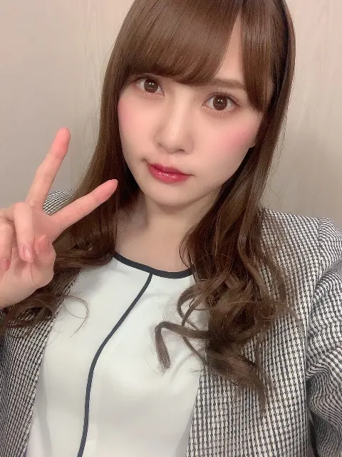 加藤 史帆｜最近よくテレビを観ます(・ω・)（2020-04-06）｜2枚目