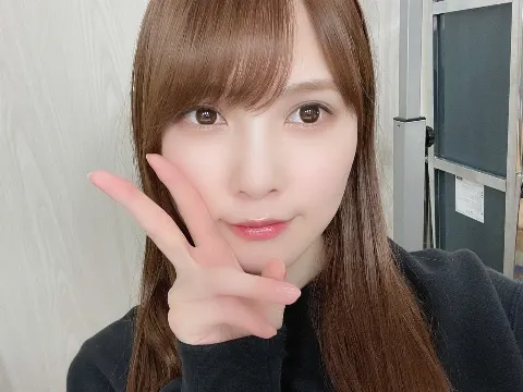 加藤 史帆｜夢の3色ショッピング(・ω・)（2021-02-12）｜2枚目