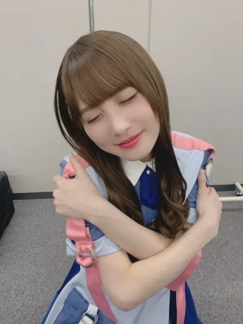 加藤 史帆｜半袖衣装涼しかったです(・ω・)（2020-07-19）