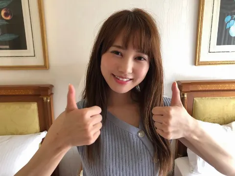 加藤 史帆｜本日発売！祝としちゃん表紙(・ω・)（2019-10-10）｜3枚目