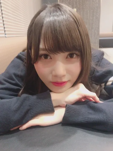 加藤 史帆｜🐶わんっ(・ω・)（2018-01-04）｜2枚目