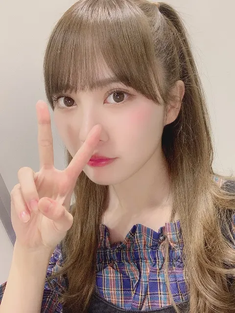 加藤 史帆｜お花かわいい(・ω・)（2019-11-29）