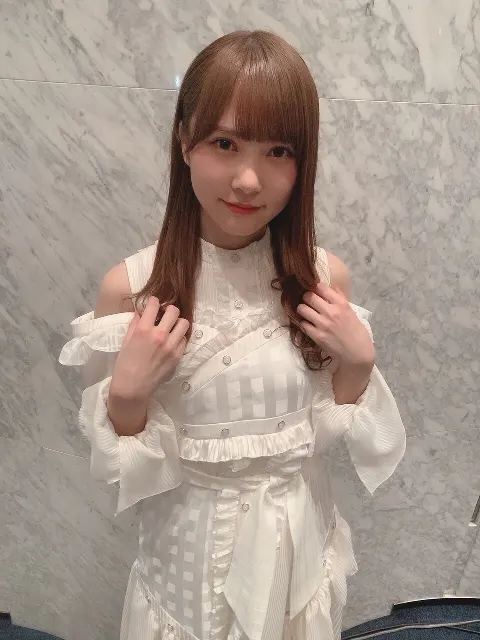 加藤 史帆｜FNS歌謡祭(・ω・)（2019-12-13）｜2枚目