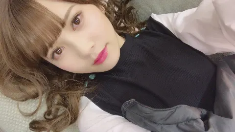 加藤 史帆｜明日会えるよ！(・ω・)（2018-02-11）｜2枚目