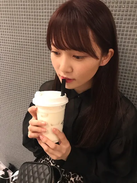 加藤 史帆｜杏仁豆腐(・ω・)（2018-09-21）｜2枚目
