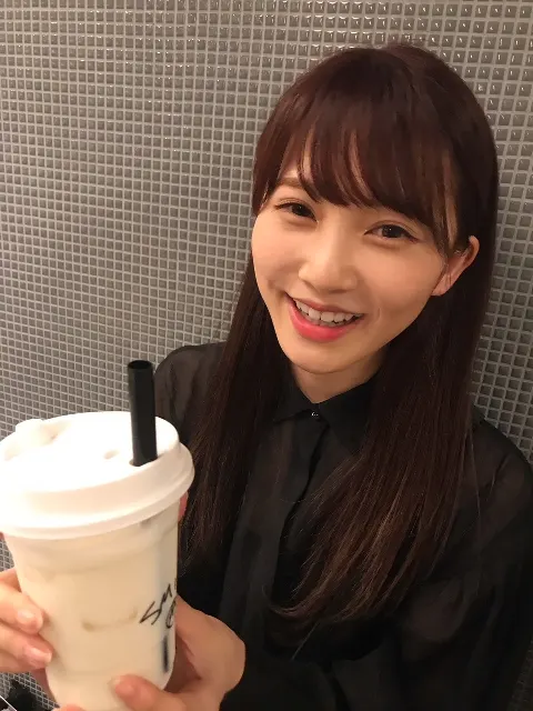 加藤 史帆｜杏仁豆腐(・ω・)（2018-09-21）｜3枚目