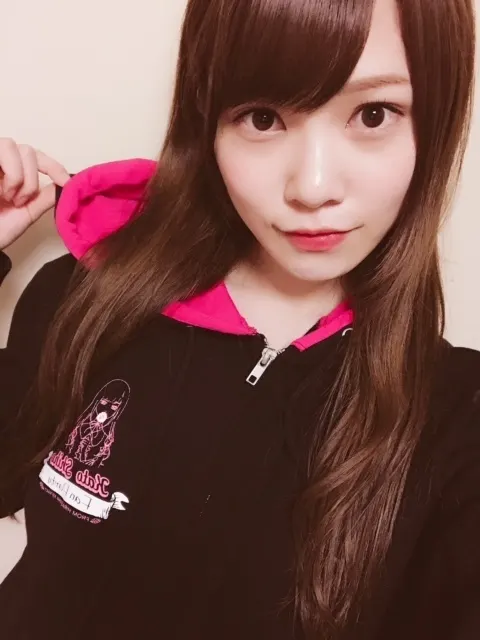 加藤 史帆｜生誕パーカー( ・ω・)（2017-03-15）｜2枚目