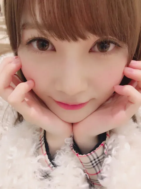 加藤 史帆｜Quick Japanさん(・ω・)🎅🏻🎁（2017-12-25）｜4枚目