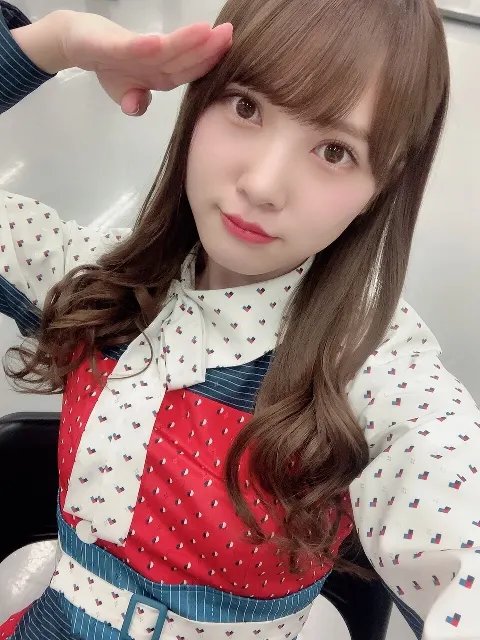 加藤 史帆｜としコスメ(・ω・)（2020-03-06）｜3枚目