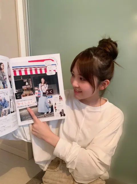 加藤 史帆｜かとしふくがCanCamに！！(・ω・)（2020-04-05）｜3枚目