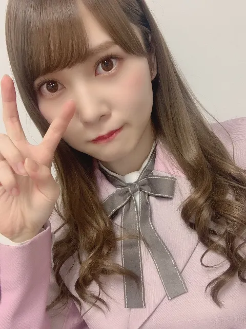 加藤 史帆｜前髪伸びてきた(・ω・)（2020-04-09）｜3枚目