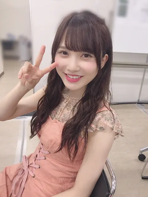 加藤 史帆｜スイカを食べたら夏感じました(・ω・)（2018-07-17）｜4枚目