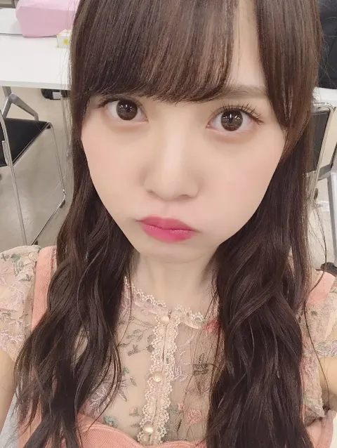 加藤 史帆｜スイカを食べたら夏感じました(・ω・)（2018-07-17）｜8枚目