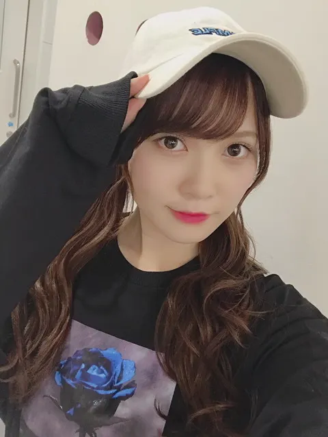 加藤 史帆｜愛おしいという気持ち(・ω・)（2018-11-20）｜6枚目