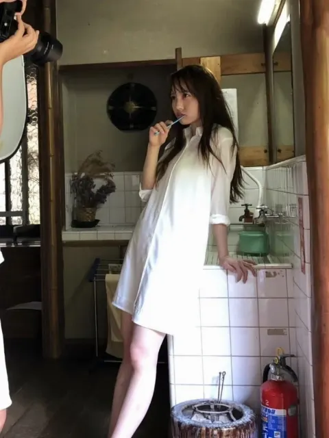 加藤 史帆｜祝 表紙🎉明日発売です(・ω・)！！（2019-10-24）｜6枚目