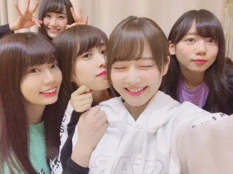 加藤 史帆｜キラキラ(・ω・)⭐️（2017-12-12）｜4枚目
