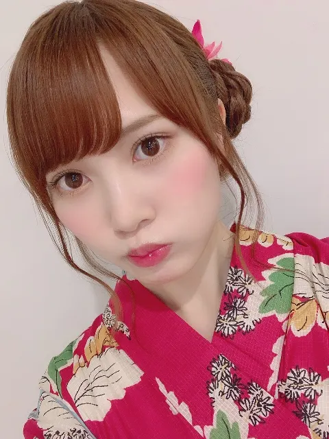 加藤 史帆｜去年の夏、楽しかったなあ！(・ω・)（2020-04-14）