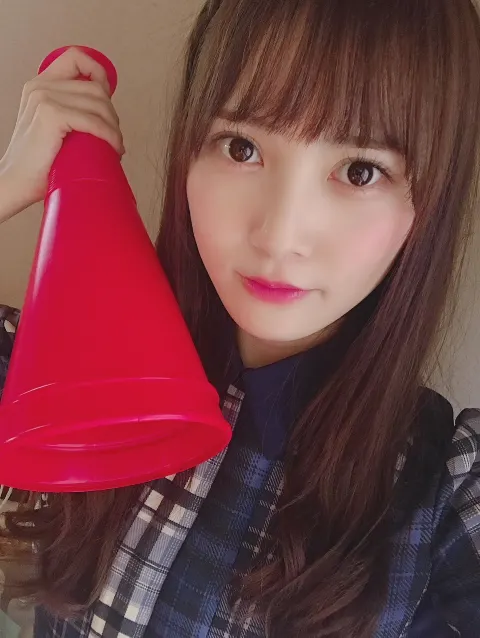 加藤 史帆｜まなふぃの「だからあんなに可愛かったんかッ！」がツボにはまってしまいました(・ω・)（2018-09-04）｜3枚目