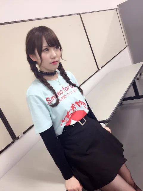 加藤 史帆｜3rdシングル最後の( ・ω・)（2017-03-05）｜3枚目